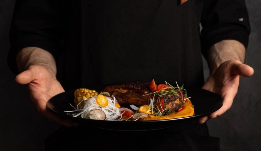 Mr.ZUMA is a modern Japanese restaurant in the center of Kyiv