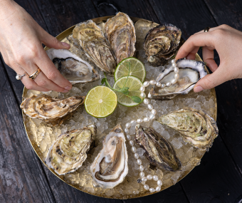 Як правильно їсти устриці: поради
