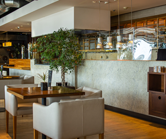 Японський ресторан Mr. Zuma: зручна локація